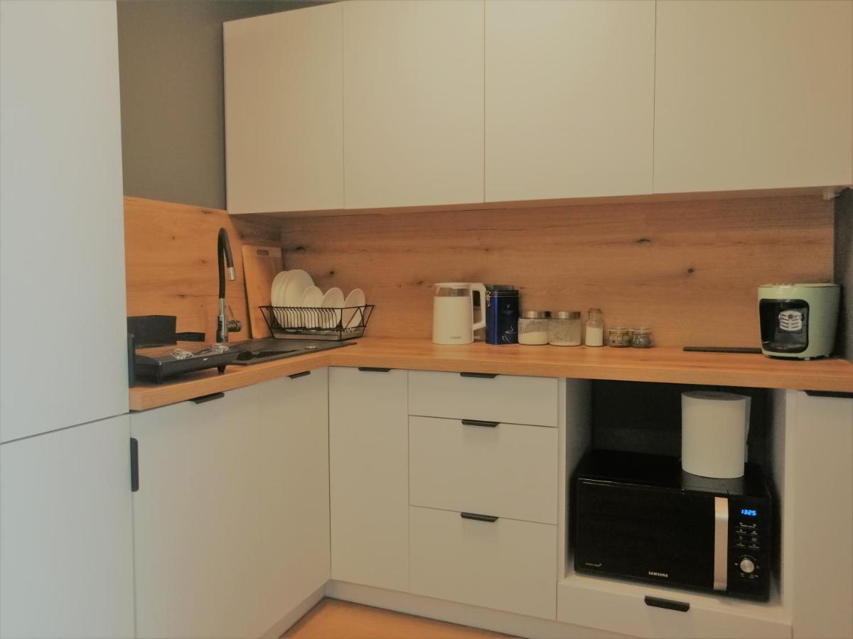 Nadmorski Apartament Gdansk Przy Plazy Apartment Exterior photo